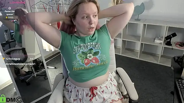 SunshyRose's Live XXX Chat