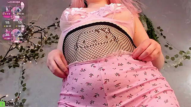 SunshyRose Adlı Modelin Canlı XXX Sohbeti
