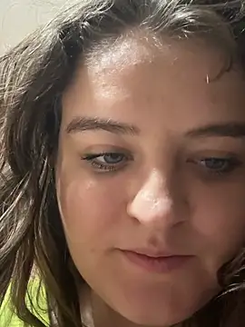 Show modela MandarinkaKiss21 na web-kameri