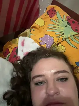 Show modela MandarinkaKiss21 na web-kameri