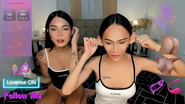 Mialoveeluna's Webcam Show