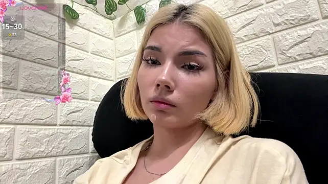 VersieWoodal's Webcam Show