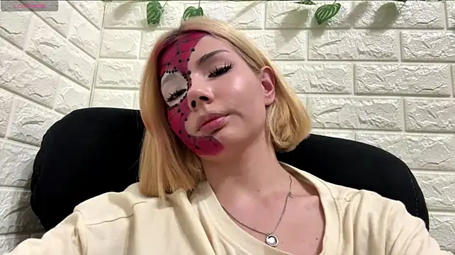 VersieWoodal's Live XXX Chat
