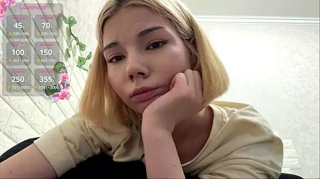 VersieWoodal Show in webcam