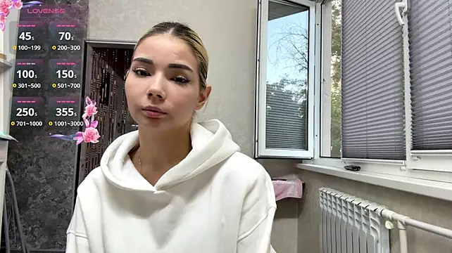 VersieWoodal's Live XXX Chat