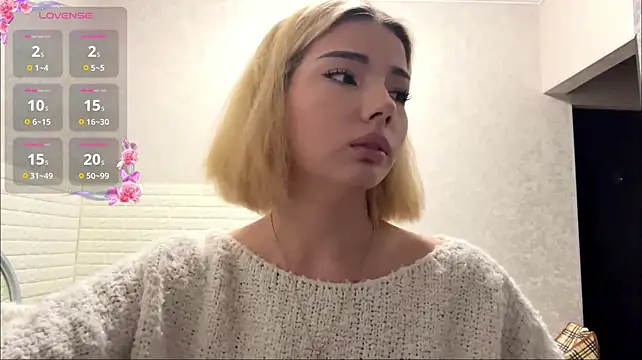 VersieWoodal's Live XXX Chat