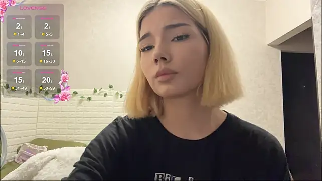 VersieWoodal's Live XXX Chat