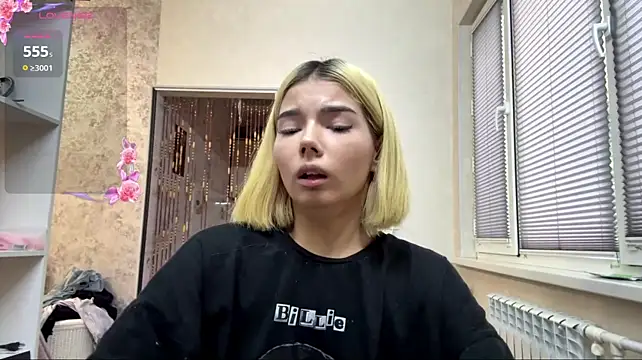 Chat +18 de VersieWoodal ao vivo