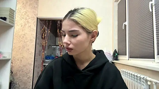แชท XXX สดของ VersieWoodal
