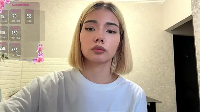 VersieWoodal's Live XXX Chat