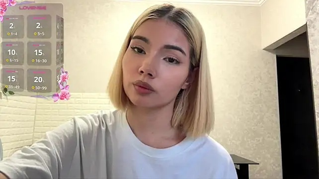 VersieWoodal's Live XXX Chat