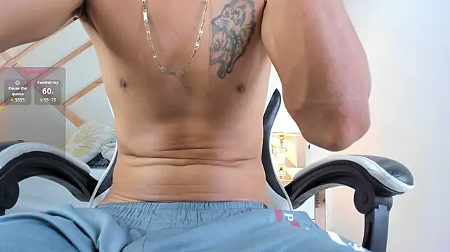 matias_ochoa's Webcam Show
