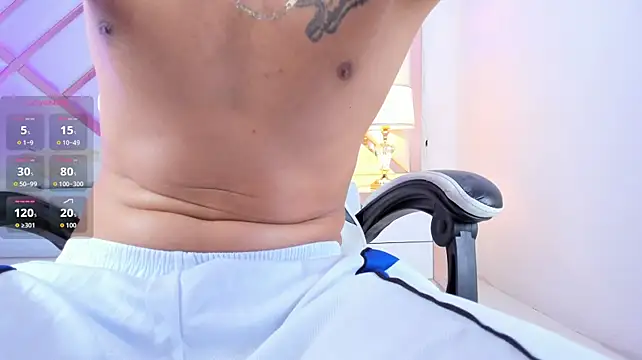 matias_ochoa Show in webcam