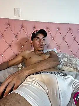 matias_ochoa Show Webcam