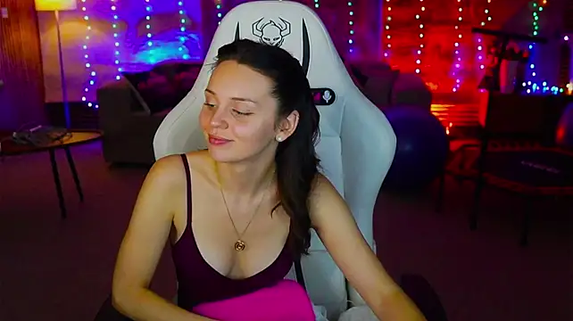 Chat XXX en directo de Olivia054_Sweet
