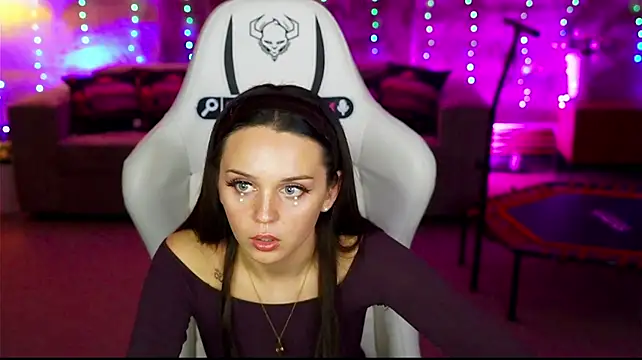 XXX chat uživo modela Olivia054_Sweet