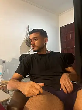 McLovin-10 Show Webcam