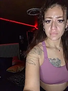 Show modela Yayabell3 na web-kameri
