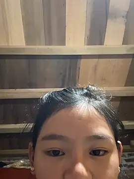 lylyna08 Show Webcam