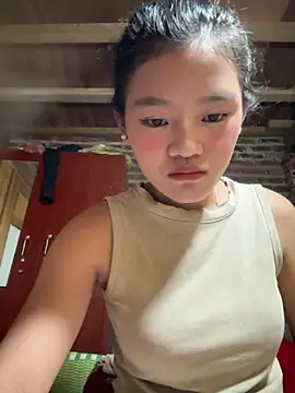 lylyna08 Show Webcam