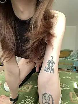 VelwetNoir Show in webcam