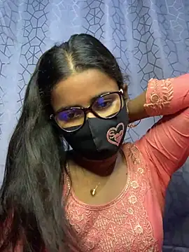 Show modela Arpita-20 na web-kameri