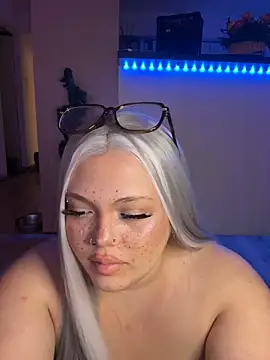 Vixen-Kiss Webcam show