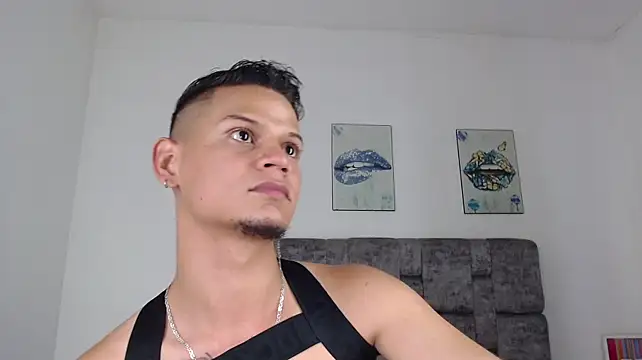 axcel_boy_ webcam show