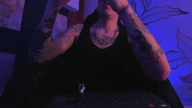 Black_Sshadow Show Webcam