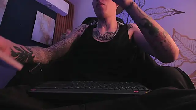 Black_Sshadow 在線直播表演