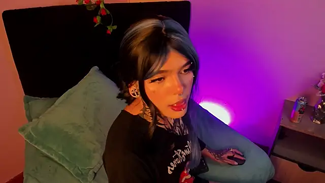 Its_Issa Webcam show