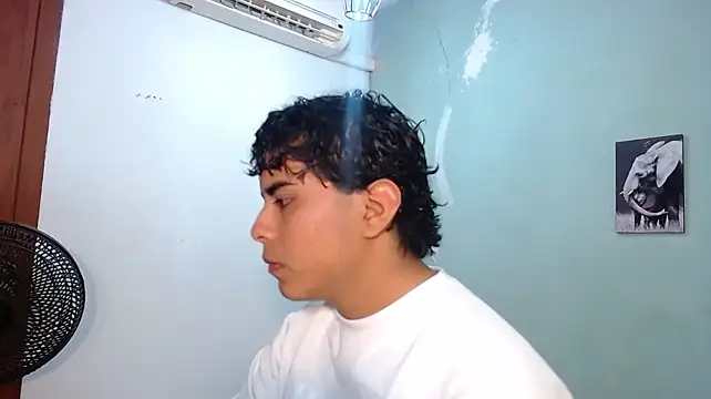 Show de stefano_piero na webcam