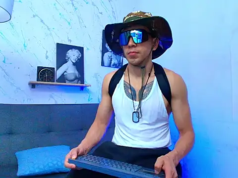 Show modela ragnar_valkor na web-kameri