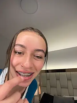 Chloe_Key – Live XXX-chat