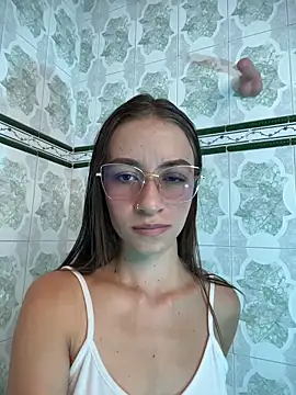 Show modela Chloe_Key na web-kameri