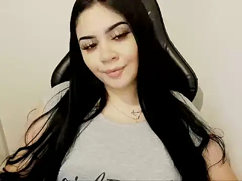 bunny0808 XXX чат на живо