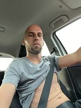 Oliver_outside Webcam show