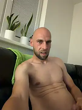 Oliver_outside Webcam-Show