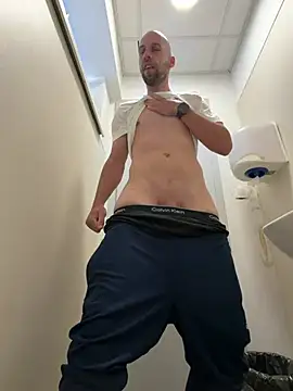 Show modela _oliver_it na web-kameri