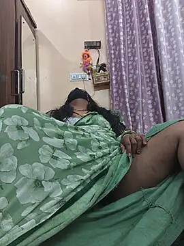 Czat XXX na żywo – CrispyBHABHI