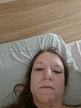 Squirtalicious7 Шоу с уебкамера