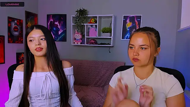 XXX chat uživo modela itscharlliee