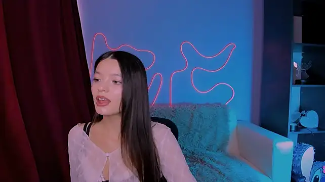 Chat +18 de itscharlliee ao vivo