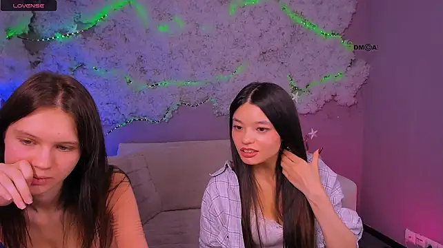 itscharlliee Chat XXX in diretta