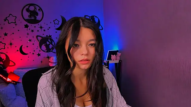 itscharlliee's Live XXX Chat