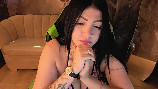 Misslustrous_cn's Webcam Show