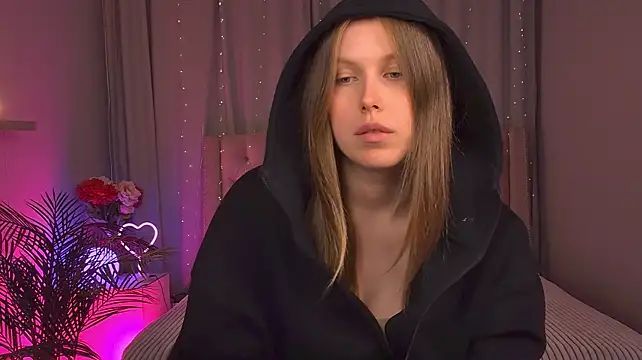 MelissaLowson's Live XXX Chat