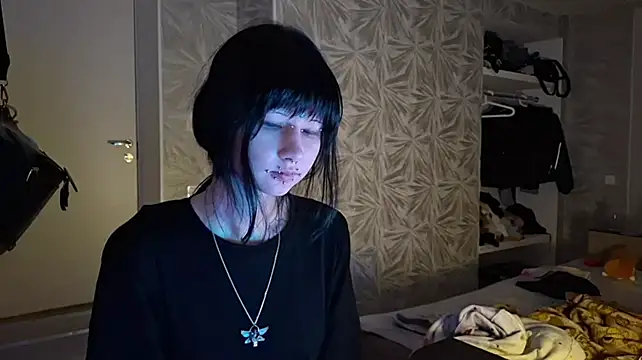 SixWinged7n Live XXX chat