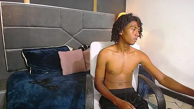persy_wt24cm's Webcam Show