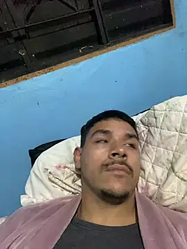 Show de lucass366 na webcam